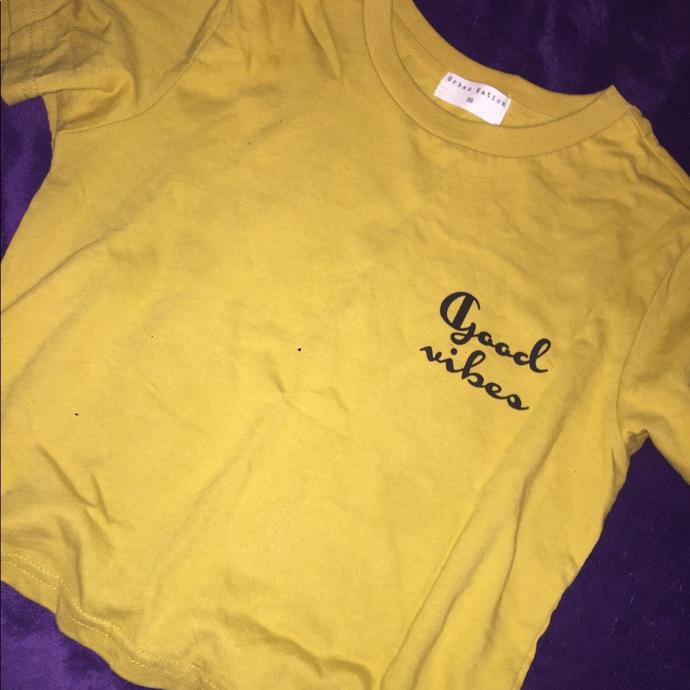 Crop top - Picture 2 of 2